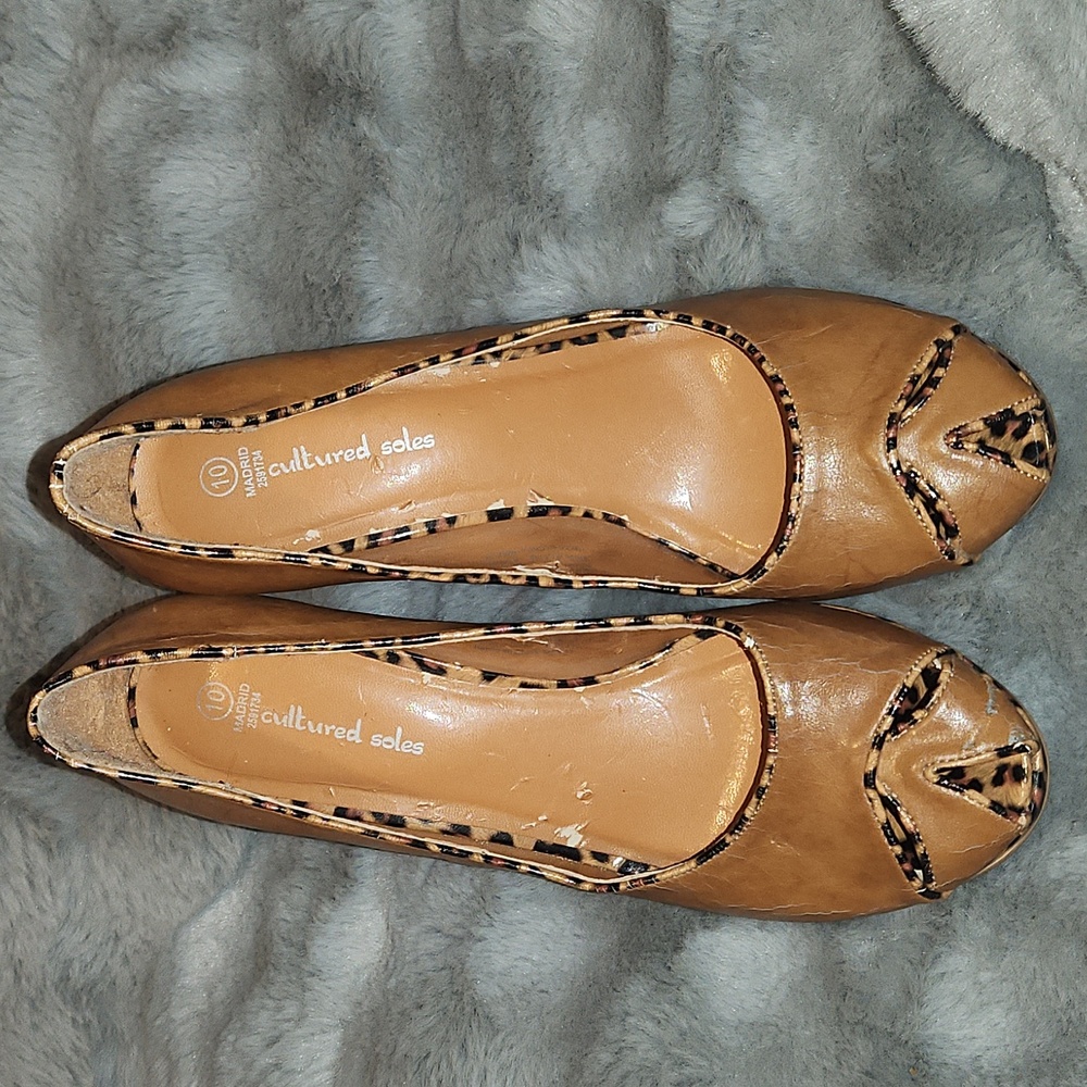 Cultured Soles Size 10 Brown Peep Toe Leopard Heels